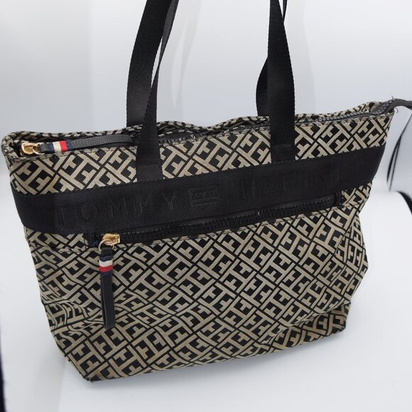 Tommy Hillfiger Purse and Wallet - Picture 1 of 16